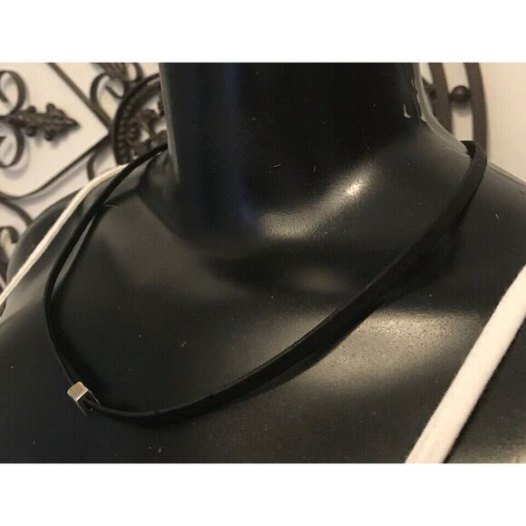 Elisabetta Studio Black Necklace with Siver-Tone Bead & Magnetic Closure 21" - Picture 3 of 9